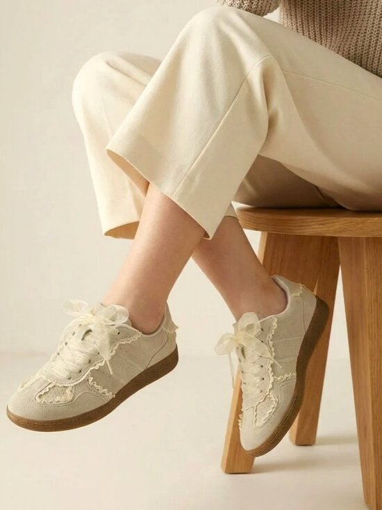 Cushionaire Shoes - NIB Cushionaire Belinda Lace Detail Casual Sneakers Size 6.5W in Ivory